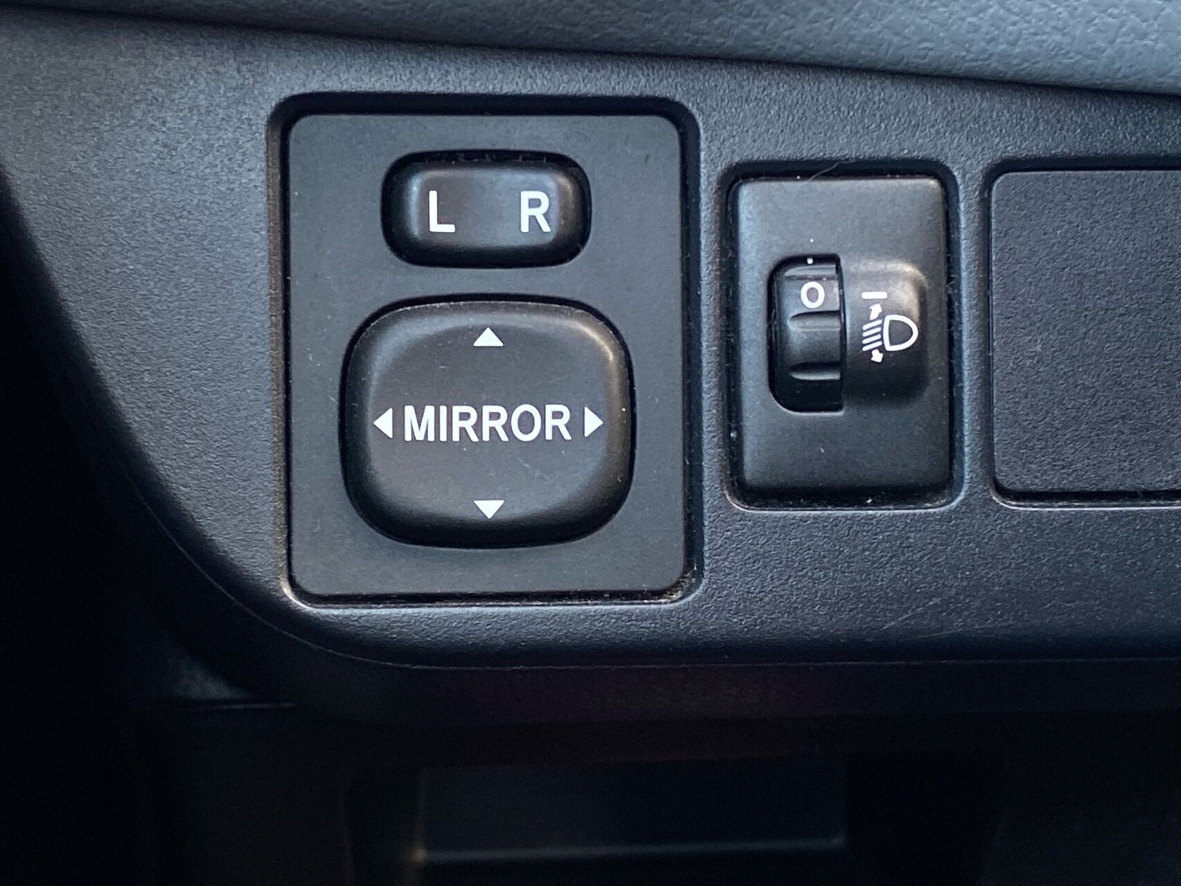 Billede af Toyota Yaris 1,3 VVT-I T2 100HK 5d 6g