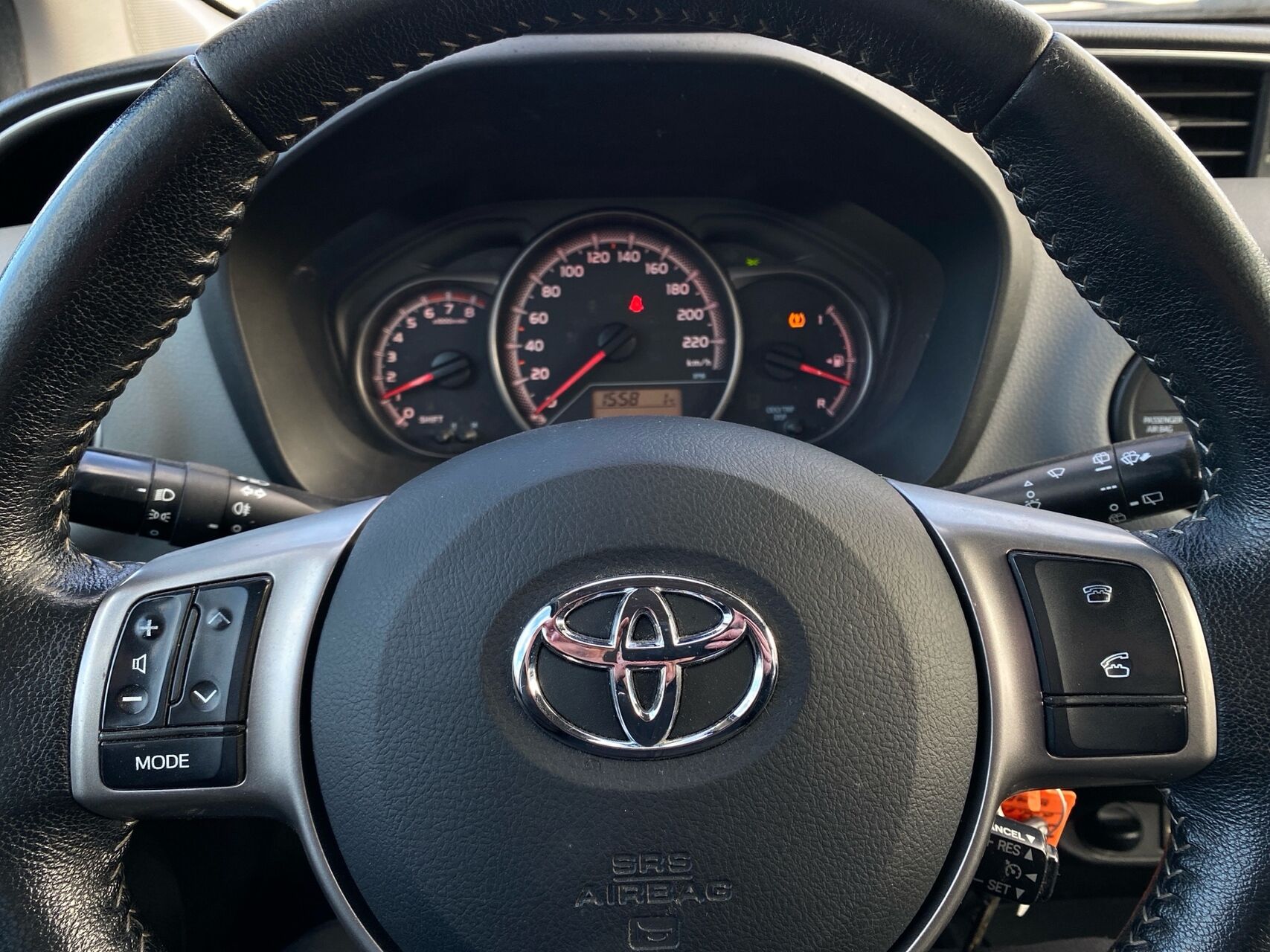 Billede af Toyota Yaris 1,3 VVT-I T2 100HK 5d 6g