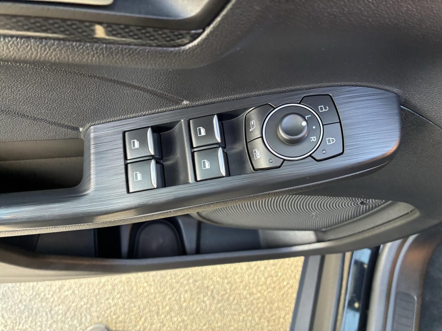 Billede af Ford Kuga 2,5 Plugin-hybrid ST-Line X CVT 225HK 5d Trinl. Gear