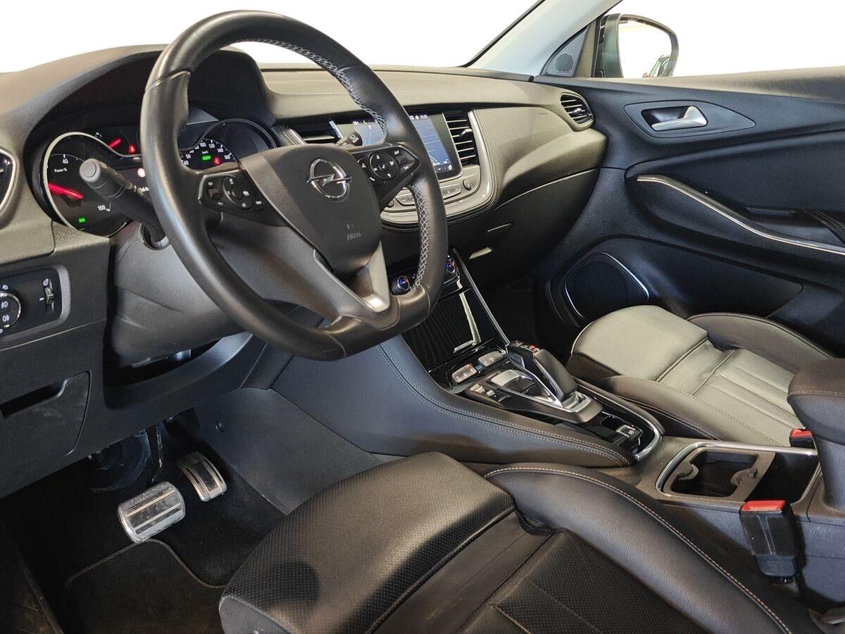 Billede af Opel Grandland X 1,6 PHEV  Plugin-hybrid Ultimate 225HK 5d 8g Aut.