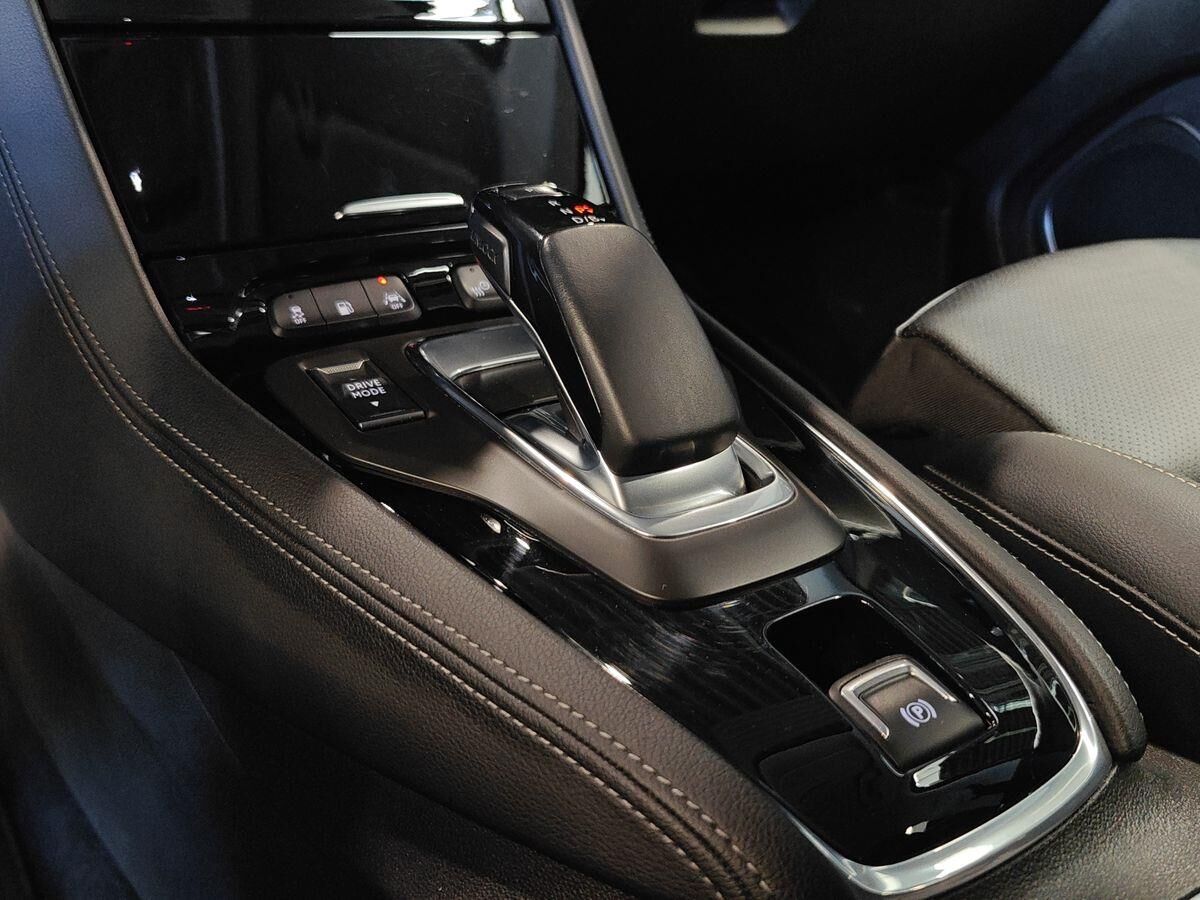 Billede af Opel Grandland X 1,6 PHEV  Plugin-hybrid Ultimate 225HK 5d 8g Aut.