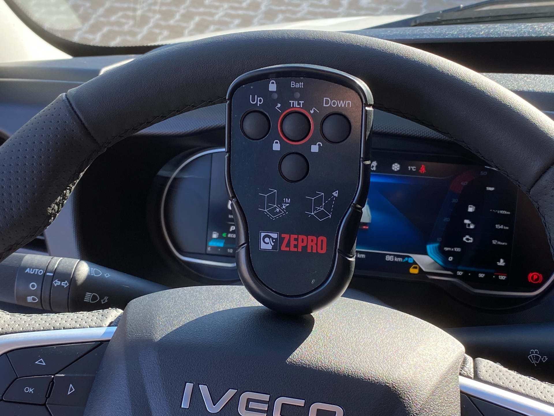 Billede af Iveco Daily 35S18 4100mm 3,0 D 180HK Ladv./Chas. 8g Aut.