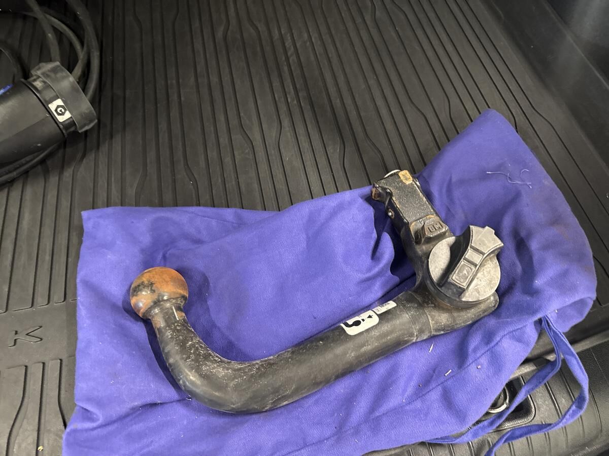 Billede af Ford Kuga 2,5 Plugin-hybrid Titanium X CVT 225HK 5d Trinl. Gear