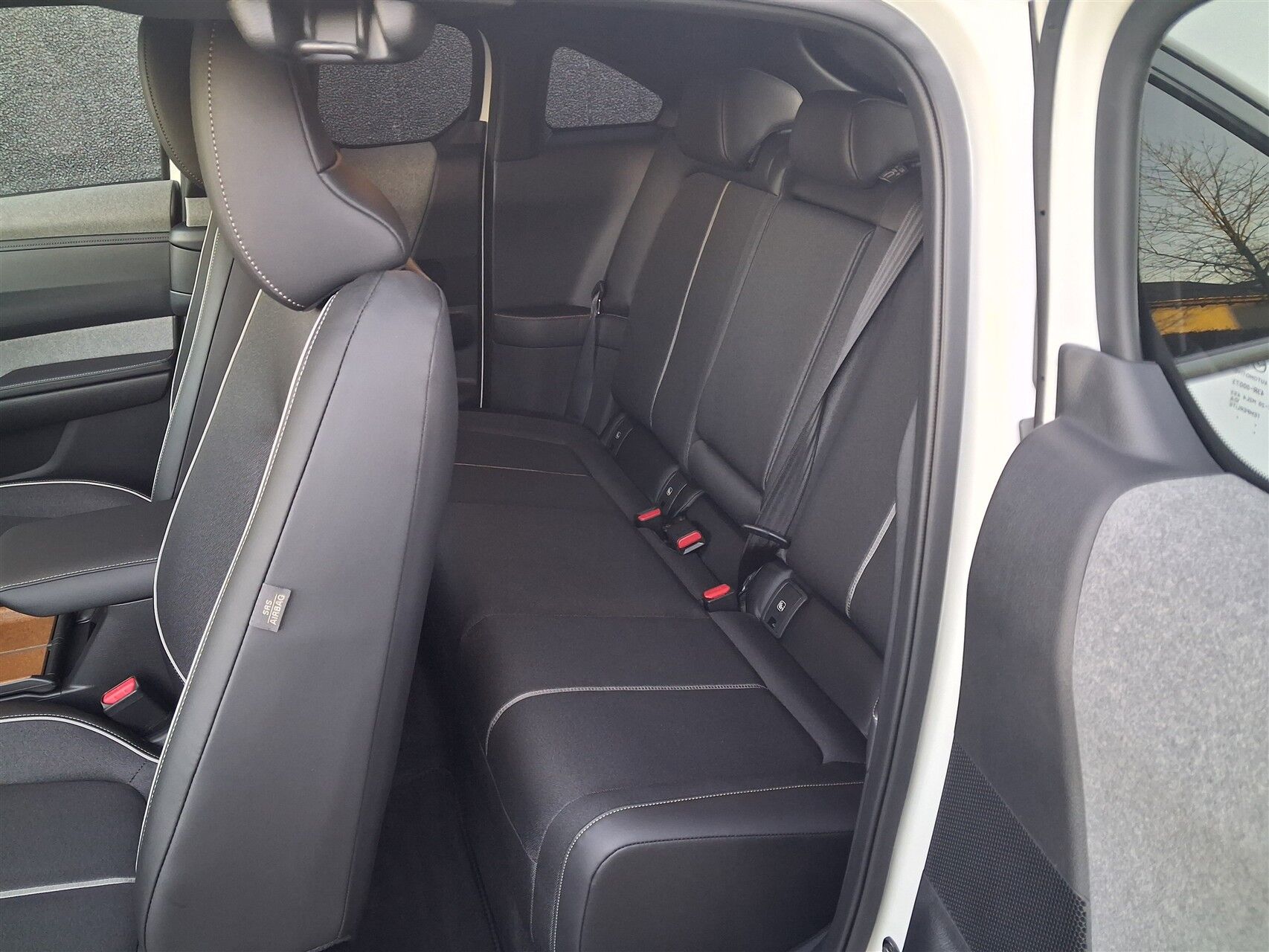 Billede af Mazda MX-30 0,8 e-Skyactiv R-EV  Plugin-hybrid Exclusive-Line 170HK 5d Trinl. Gear