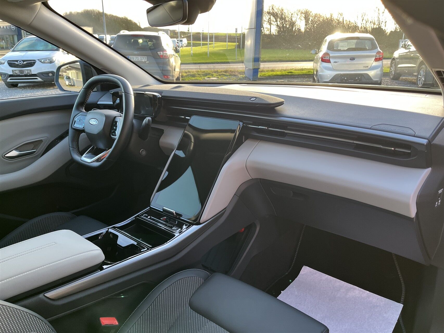 Billede af Ford Explorer EL UR Select RWD 286HK 5d Aut.