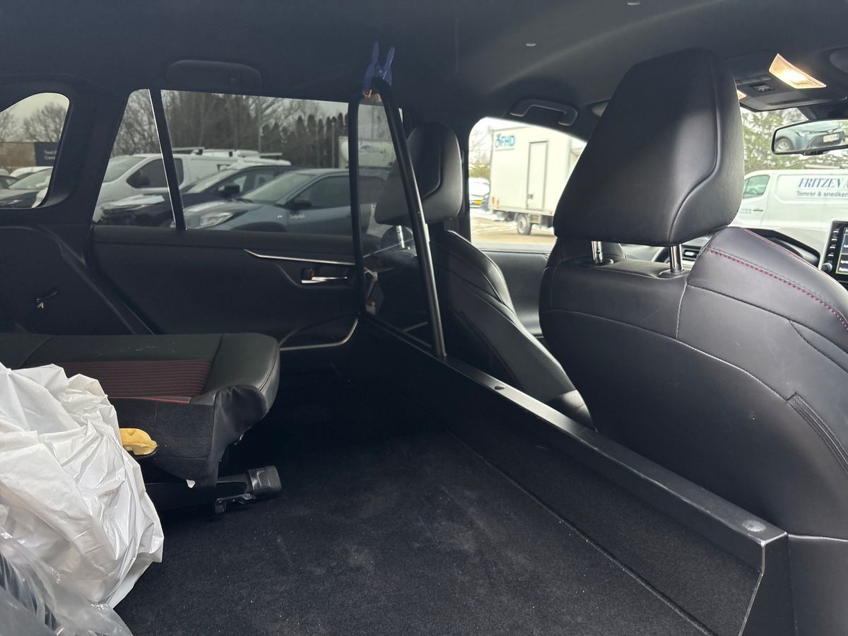 Billede af Toyota RAV4 Plug-in 2,5 Plugin-hybrid Active Premium AWD 306HK 5d 6g Aut.