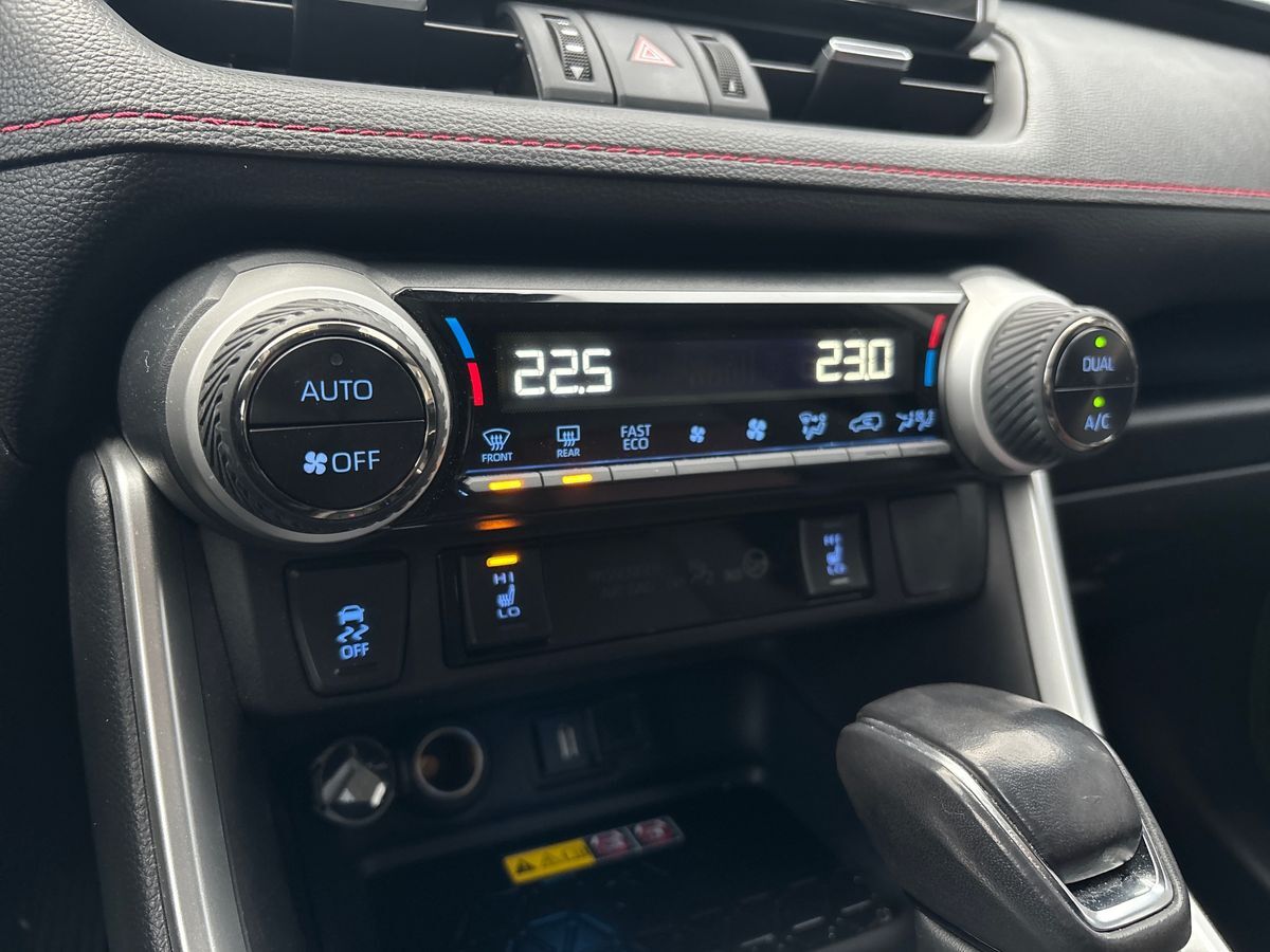 Billede af Toyota RAV4 Plug-in 2,5 Plugin-hybrid Active Premium AWD 306HK 5d 6g Aut.