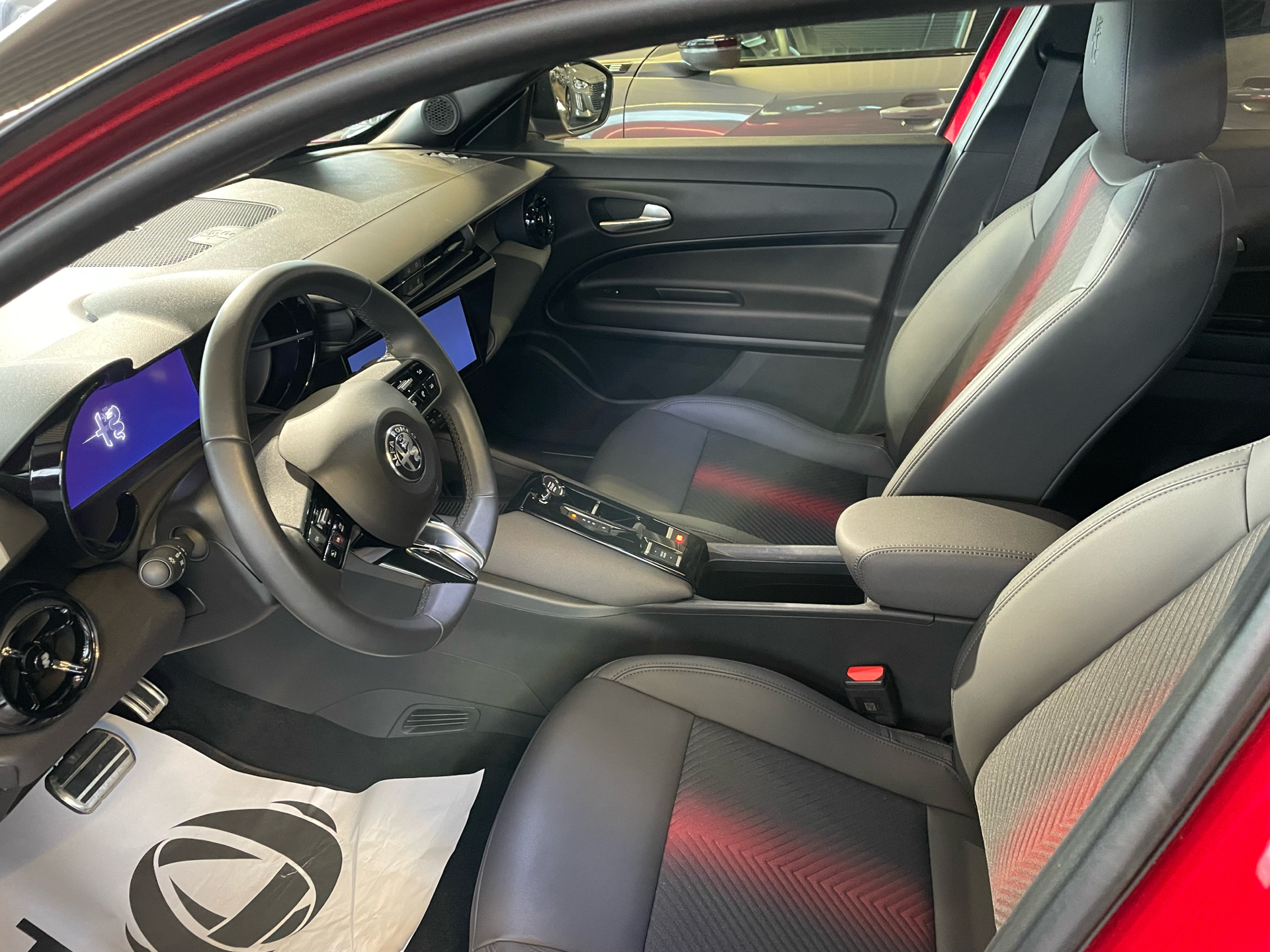 Billede af Alfa Romeo Junior EL Speciale 156HK 5d Aut.