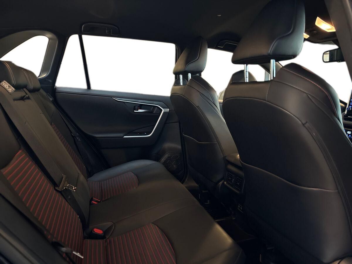 Billede af Toyota RAV4 Plug-in 2,5 Plugin-hybrid H3 Premium AWD 306HK 5d 6g Aut.