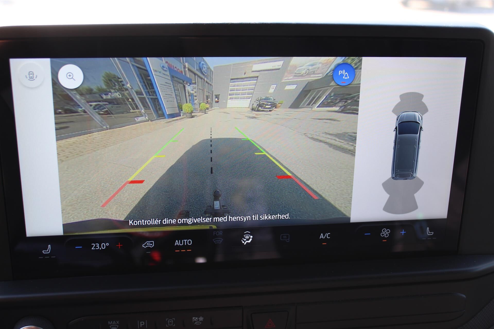 Billede af Ford Transit Custom Transit Custom Van Trend 320L2 H1 2.0 EcoBlue (136 HK) Kassevogn FWD M6