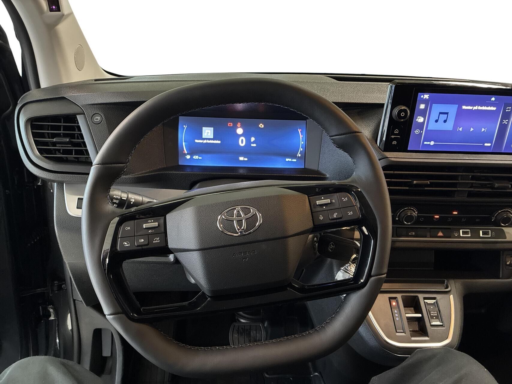 Billede af Toyota Proace 2.2D 150hk Long/To skydedøre aut.gear Comfort Master