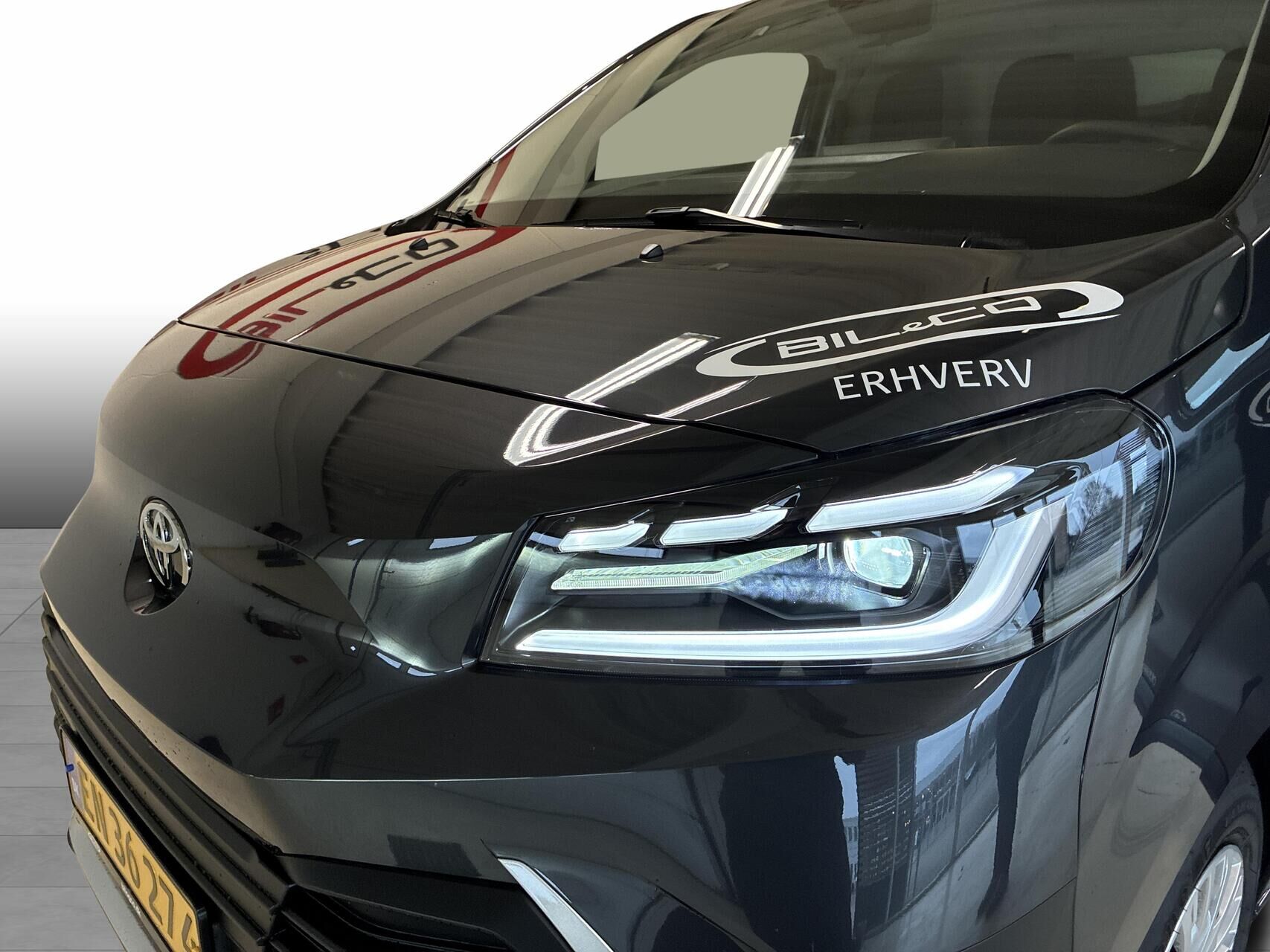 Billede af Toyota Proace 2.2D 150hk Long/To skydedøre aut.gear Comfort Master