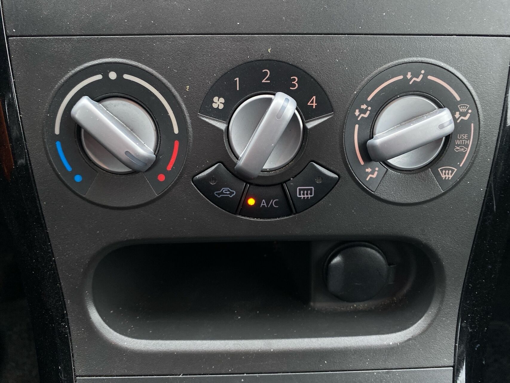 Billede af Suzuki Splash 1,0 12V GLS A/C 68HK 5d