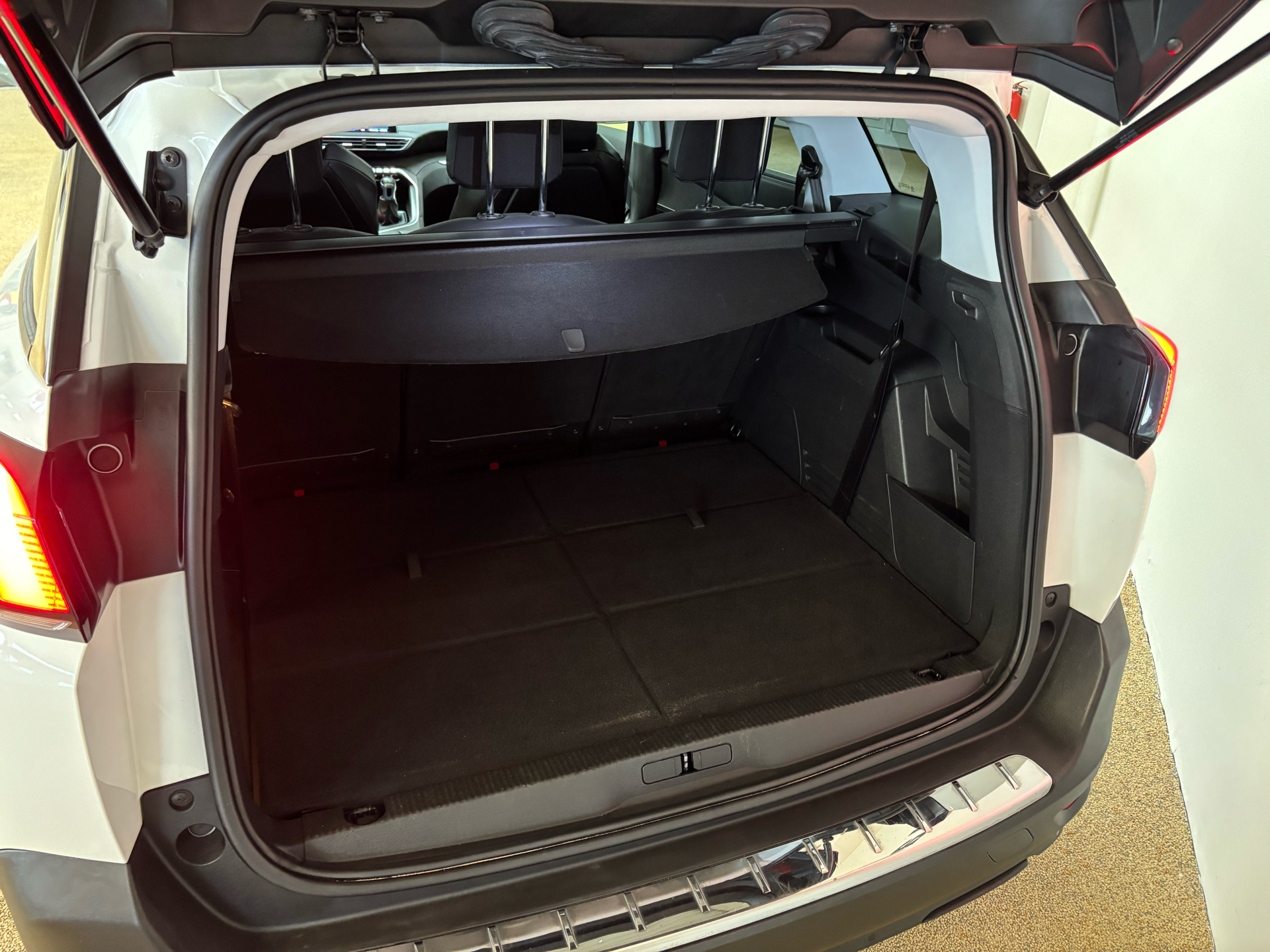 Billede af Peugeot 5008 1,5 BlueHDi Allure 130HK 5d 6g