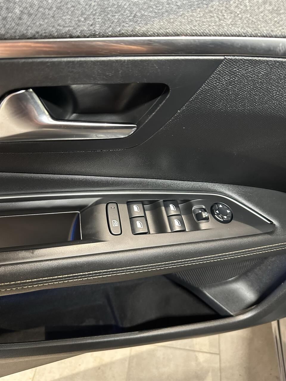 Billede af Peugeot 3008 1,6 PureTech GT Line EAT8 180HK 5d 8g Aut.