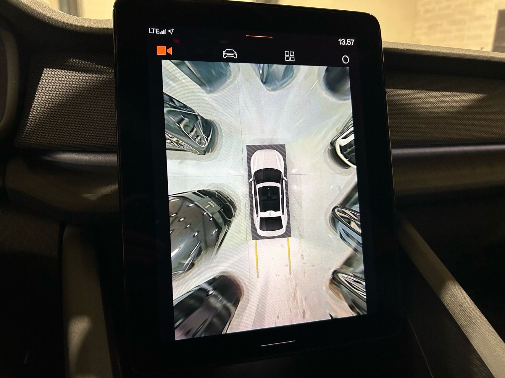 Billede af Polestar 2 EL Long Range Dual perf. opgr. AWD 476HK 5d Aut.