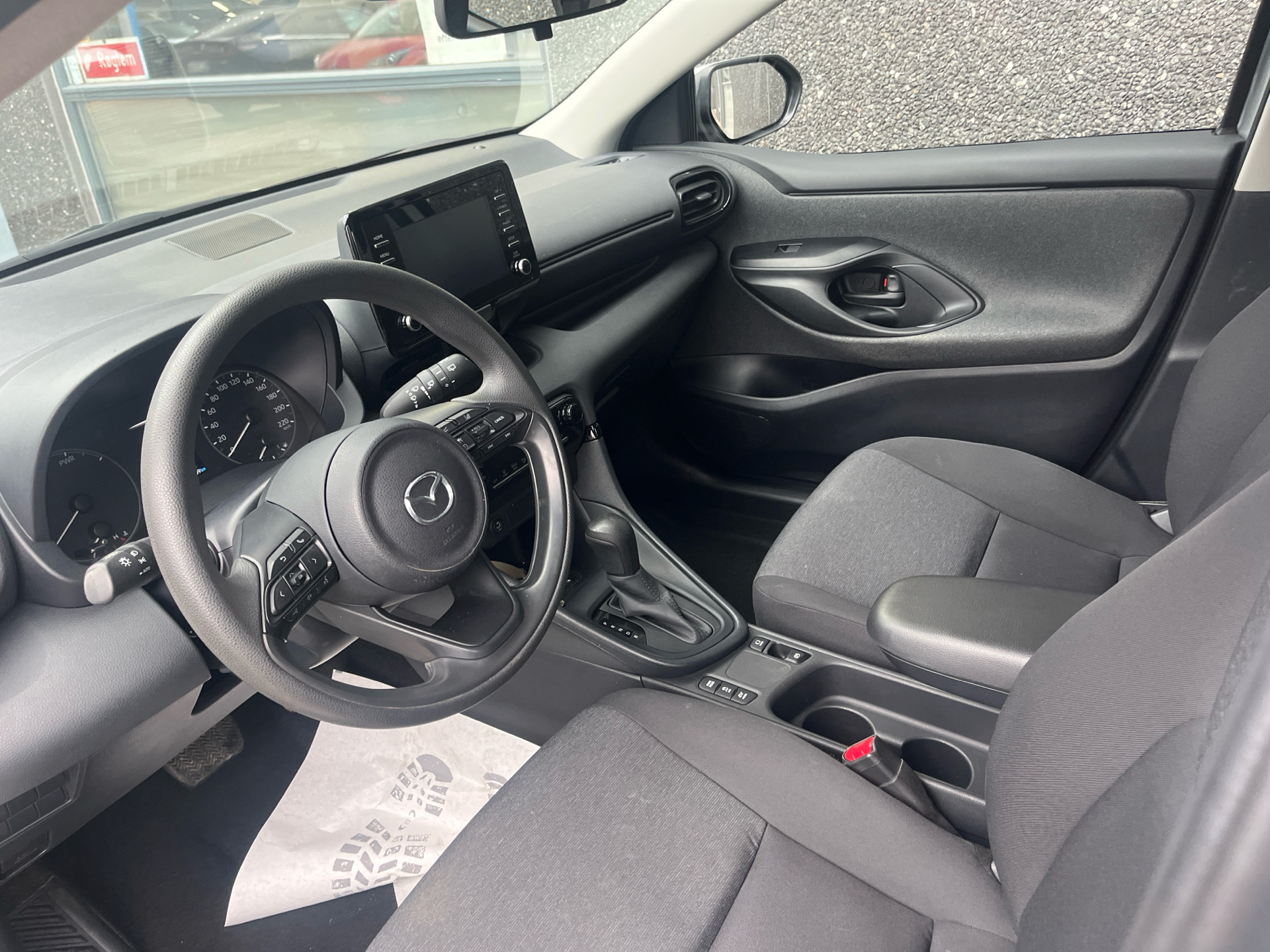 Billede af Mazda 2 1,5 VVT-I  Hybrid Pure CVT 116HK 5d Trinl. Gear