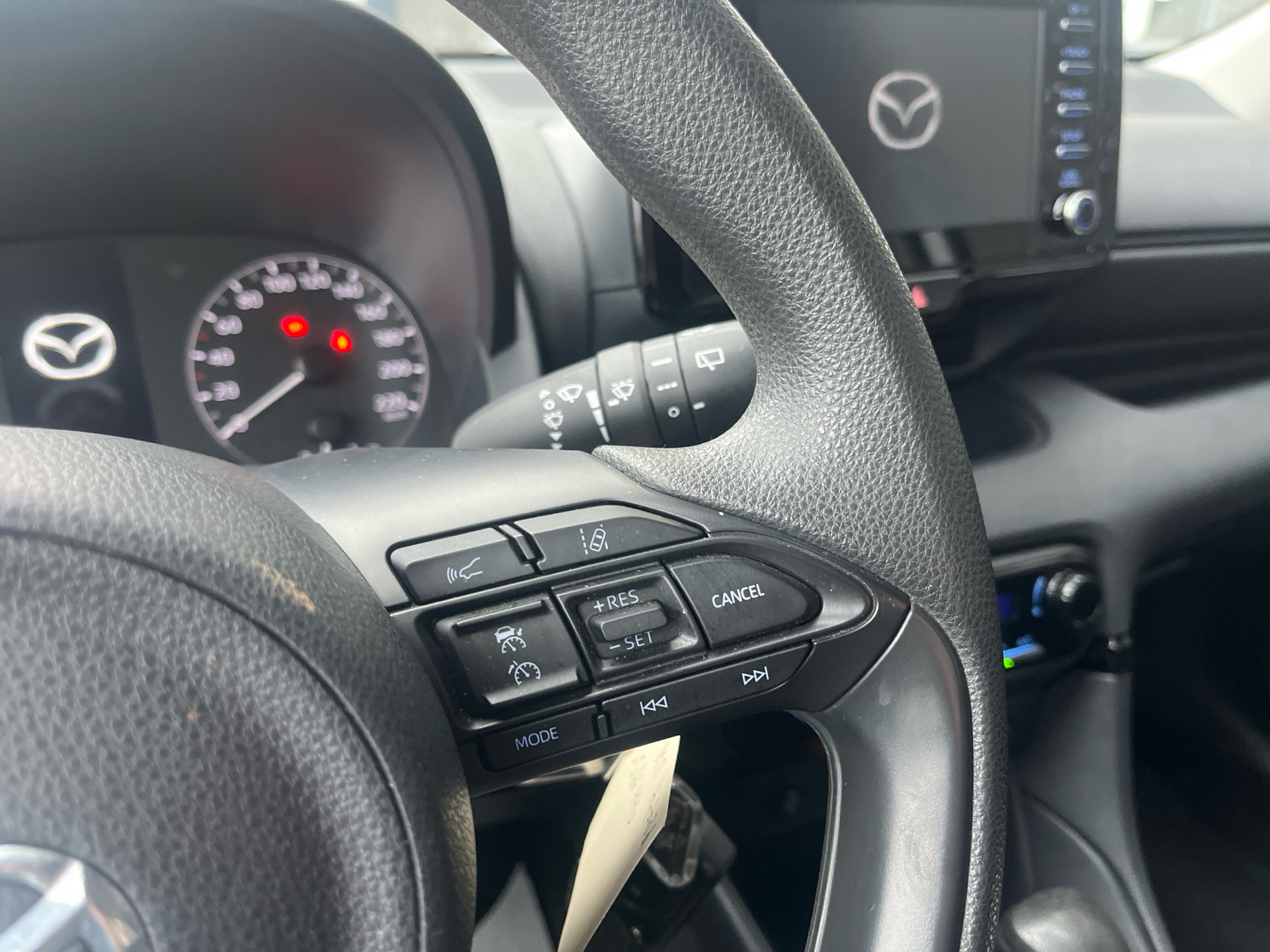 Billede af Mazda 2 1,5 VVT-I  Hybrid Pure CVT 116HK 5d Trinl. Gear