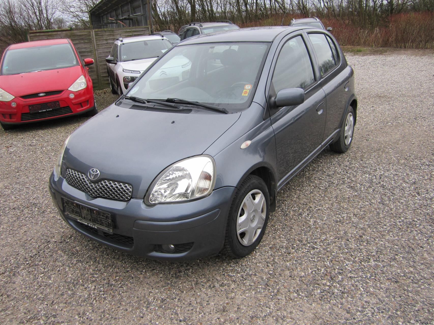 Billede af Toyota Yaris 1,0 Linea Terra MMT 68HK 5d