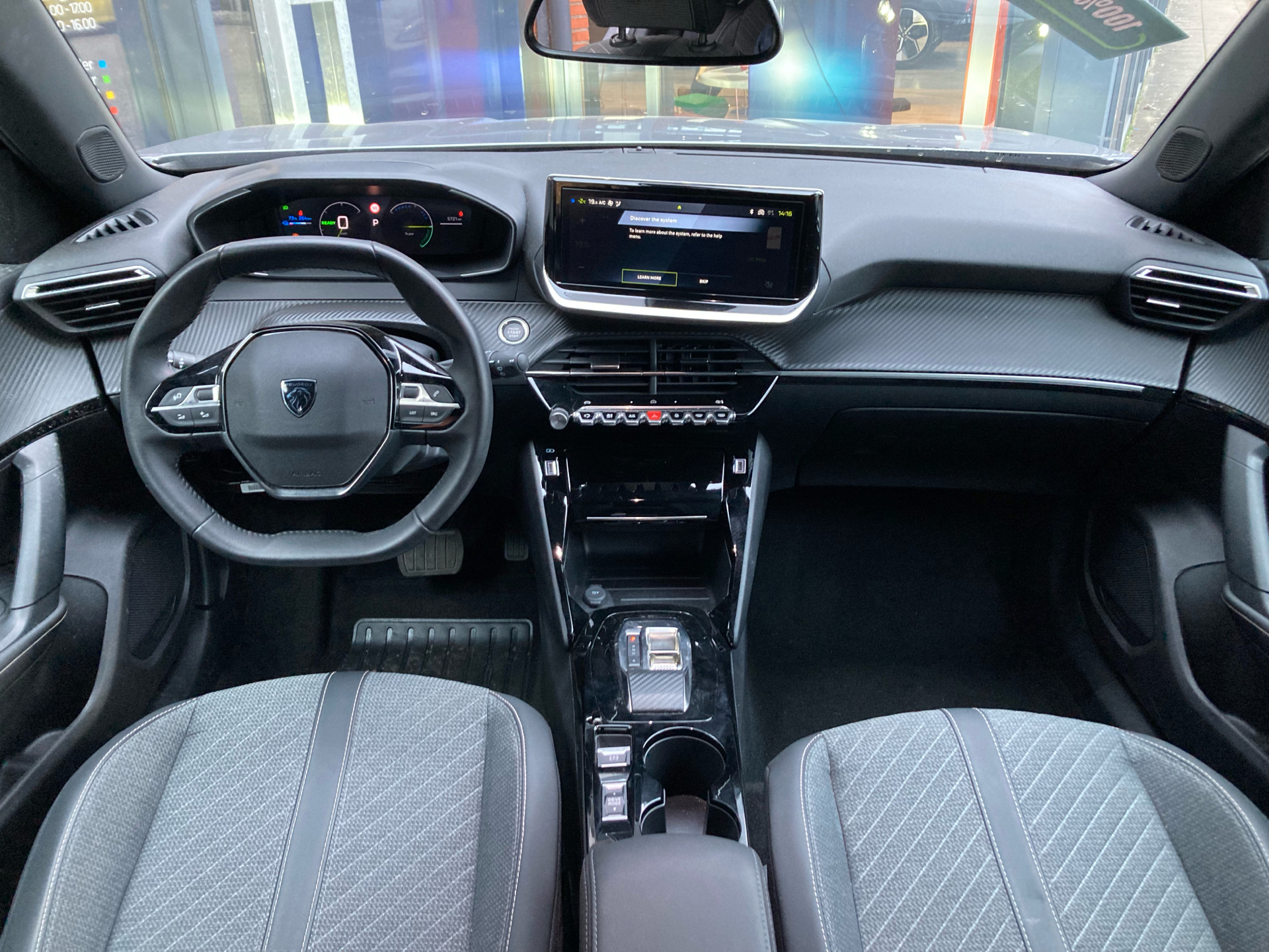 Billede af Peugeot e-2008 EL Allure 156HK 5d Aut.