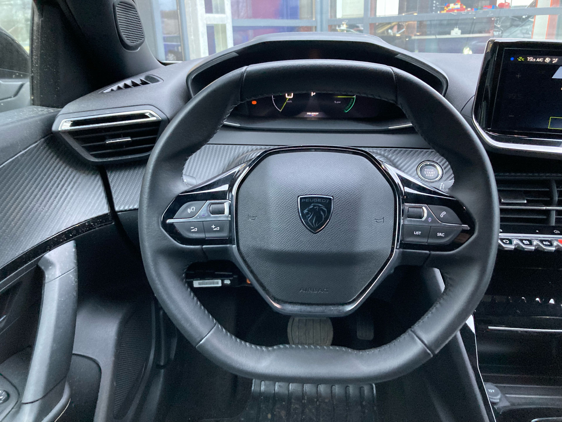 Billede af Peugeot e-2008 EL Allure 156HK 5d Aut.