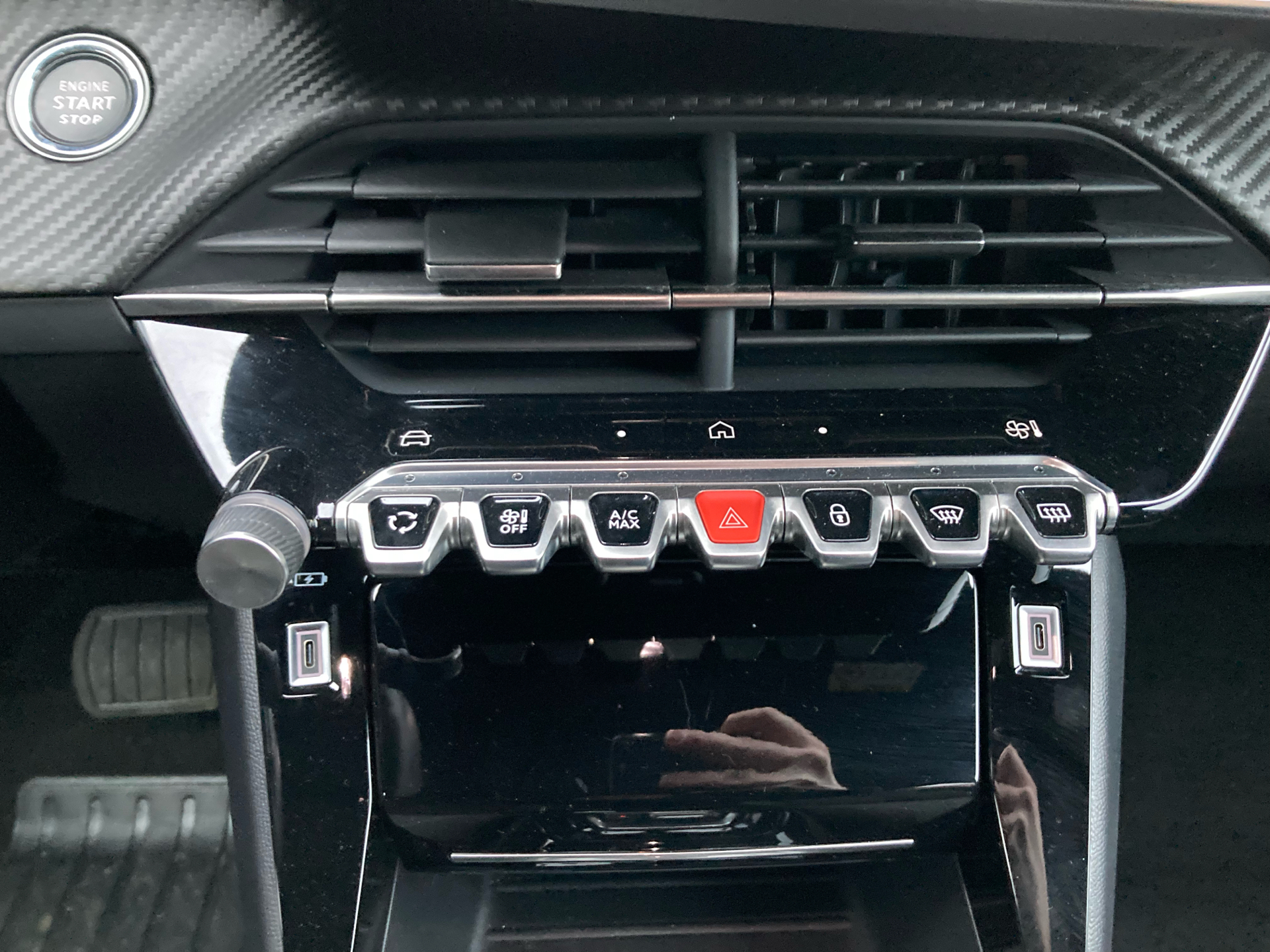 Billede af Peugeot e-2008 EL Allure 156HK 5d Aut.