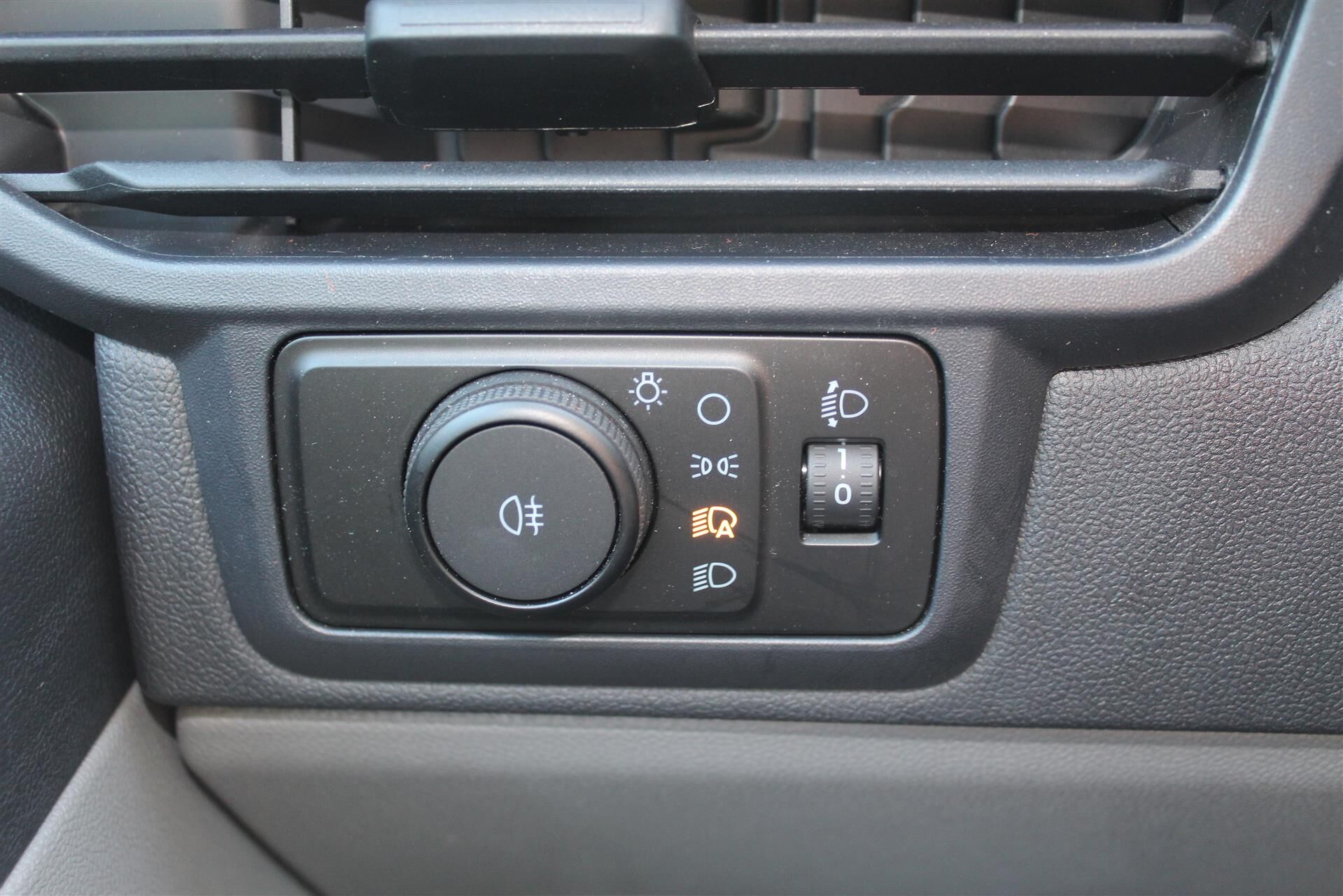 Billede af Ford Transit Custom 320 L2H1 2,0 EcoBlue Trend 136HK Van 8g Aut.