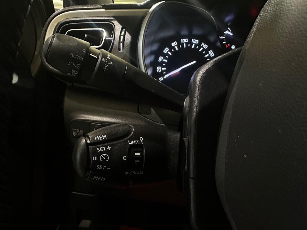 Billede af Citroën C3 1,2 PureTech Skyline EAT6 start/stop 110HK 5d 6g Aut.