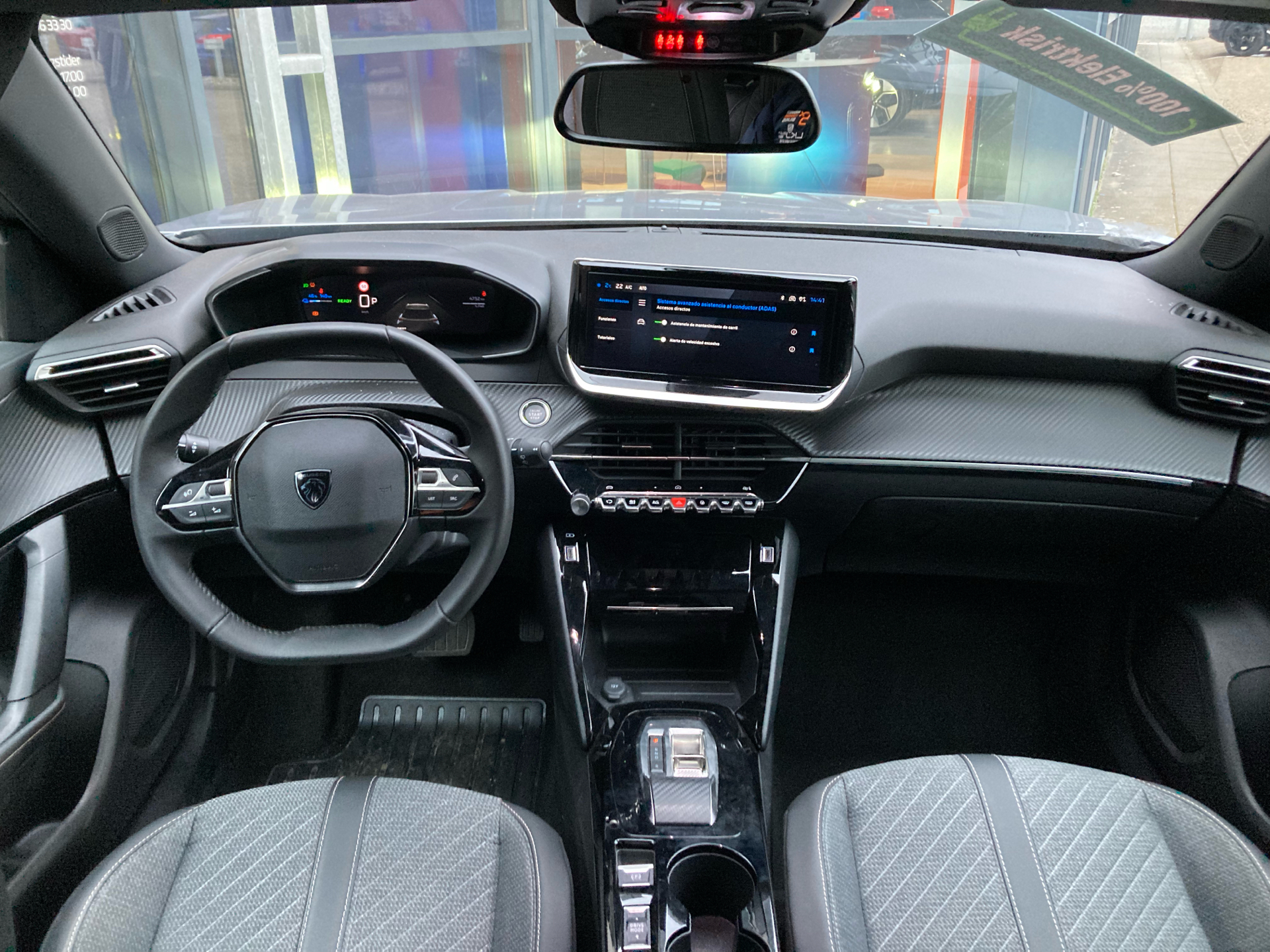 Billede af Peugeot e-2008 EL Allure 156HK 5d Aut.