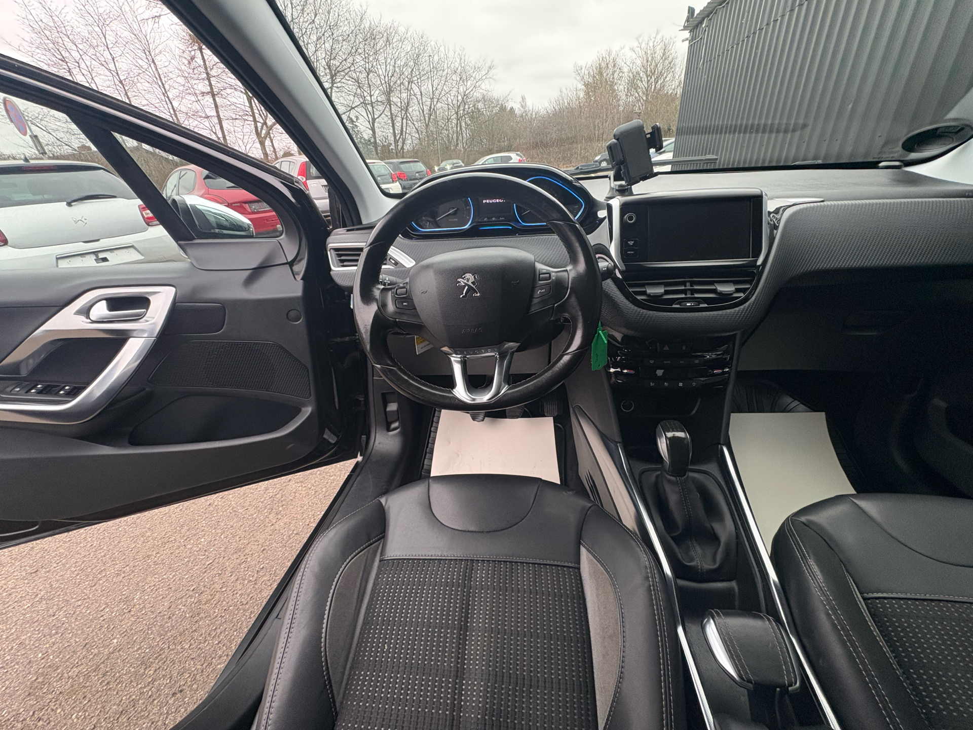 Billede af Peugeot 2008 1,2 VTi Allure 82HK