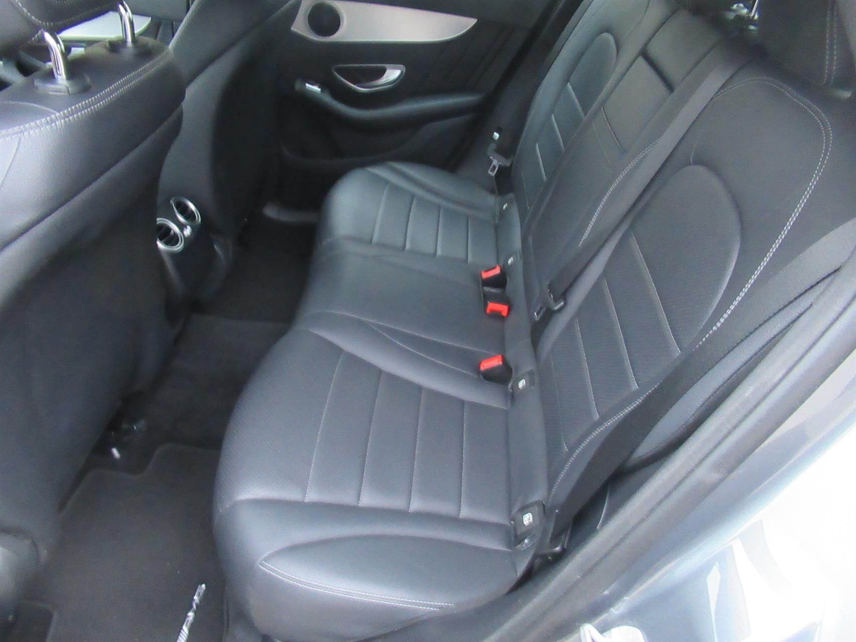 Billede af Mercedes-Benz GLC250 Coupe 2,0 AMG Line 4Matic 9G-Tronic 211HK 5d 9g Aut.