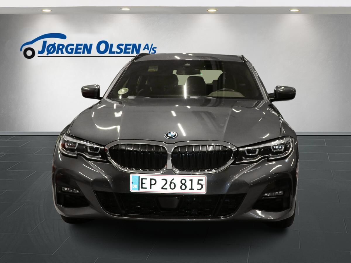 Billede af BMW 330e Touring 2,0 Plugin-hybrid M-Sport Steptronic 292HK Stc 8g Aut.