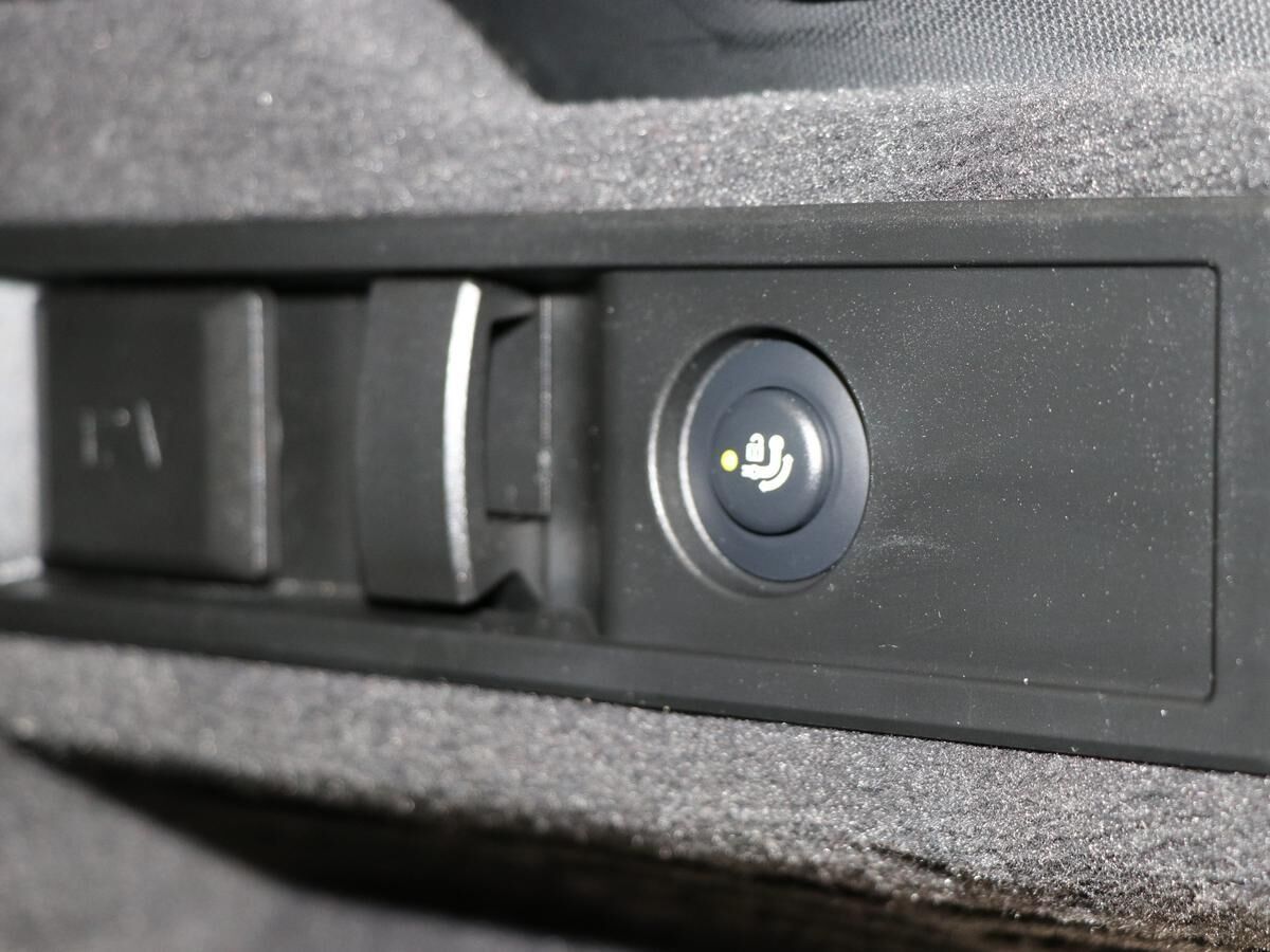 Billede af BMW 330e Touring 2,0 Plugin-hybrid M-Sport Steptronic 292HK Stc 8g Aut.