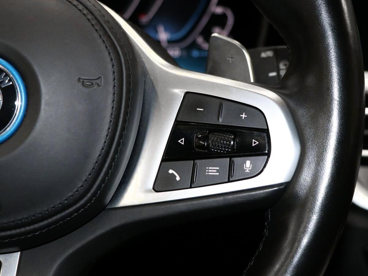 Billede af BMW 330e Touring 2,0 Plugin-hybrid M-Sport Steptronic 292HK Stc 8g Aut.