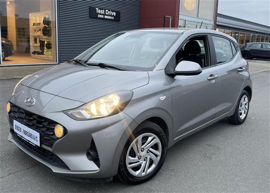 Hyundai i10 1,0 Essential 67HK 5d