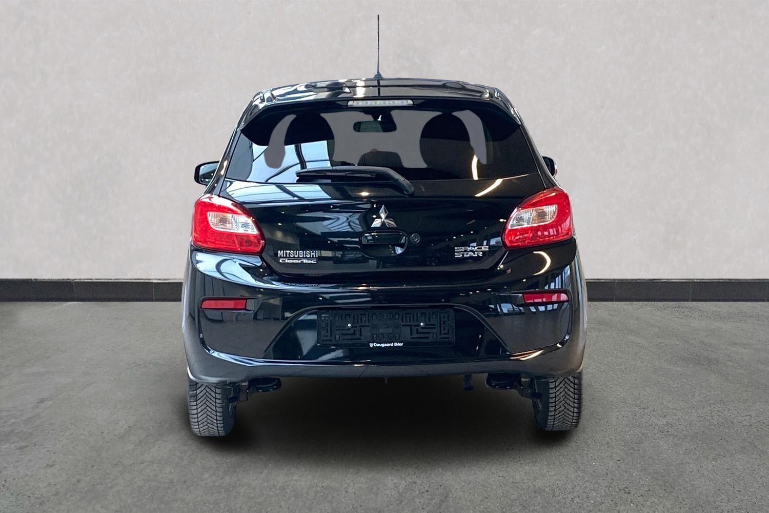 Billede af Mitsubishi Space Star 1,2 Invite+ 80HK 5d