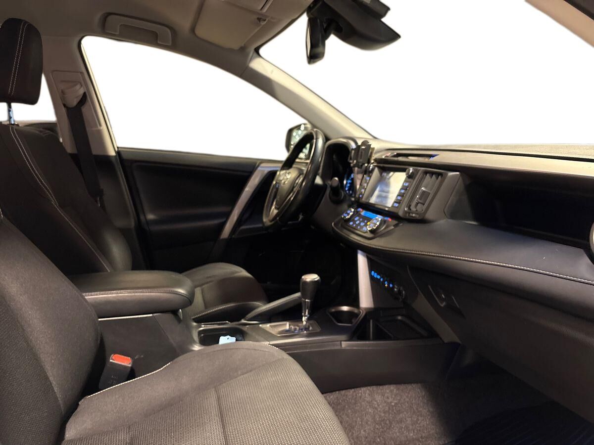 Billede af Toyota RAV4 2,5 Hybrid H3 Safety Sense 4x2 197HK 5d 6g Aut.