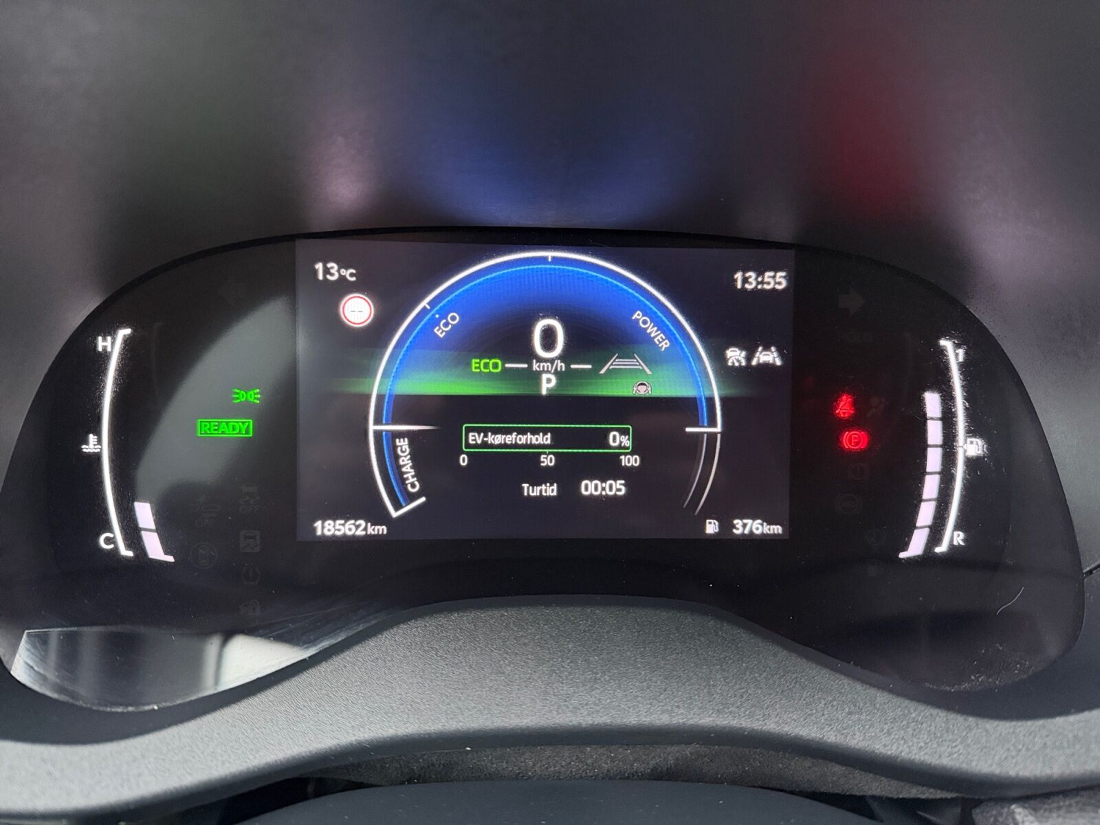 Billede af Toyota Yaris Cross 1,5 Hybrid Style Comfort 116HK 5d Trinl. Gear