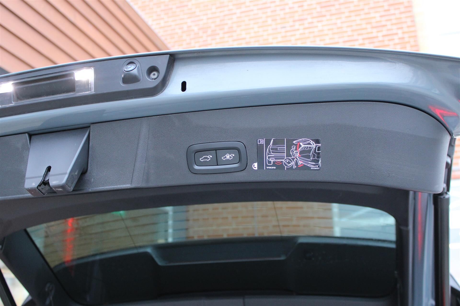 Billede af Volvo XC40 P8 Recharge Twin R-design AWD 408HK 5d Aut.