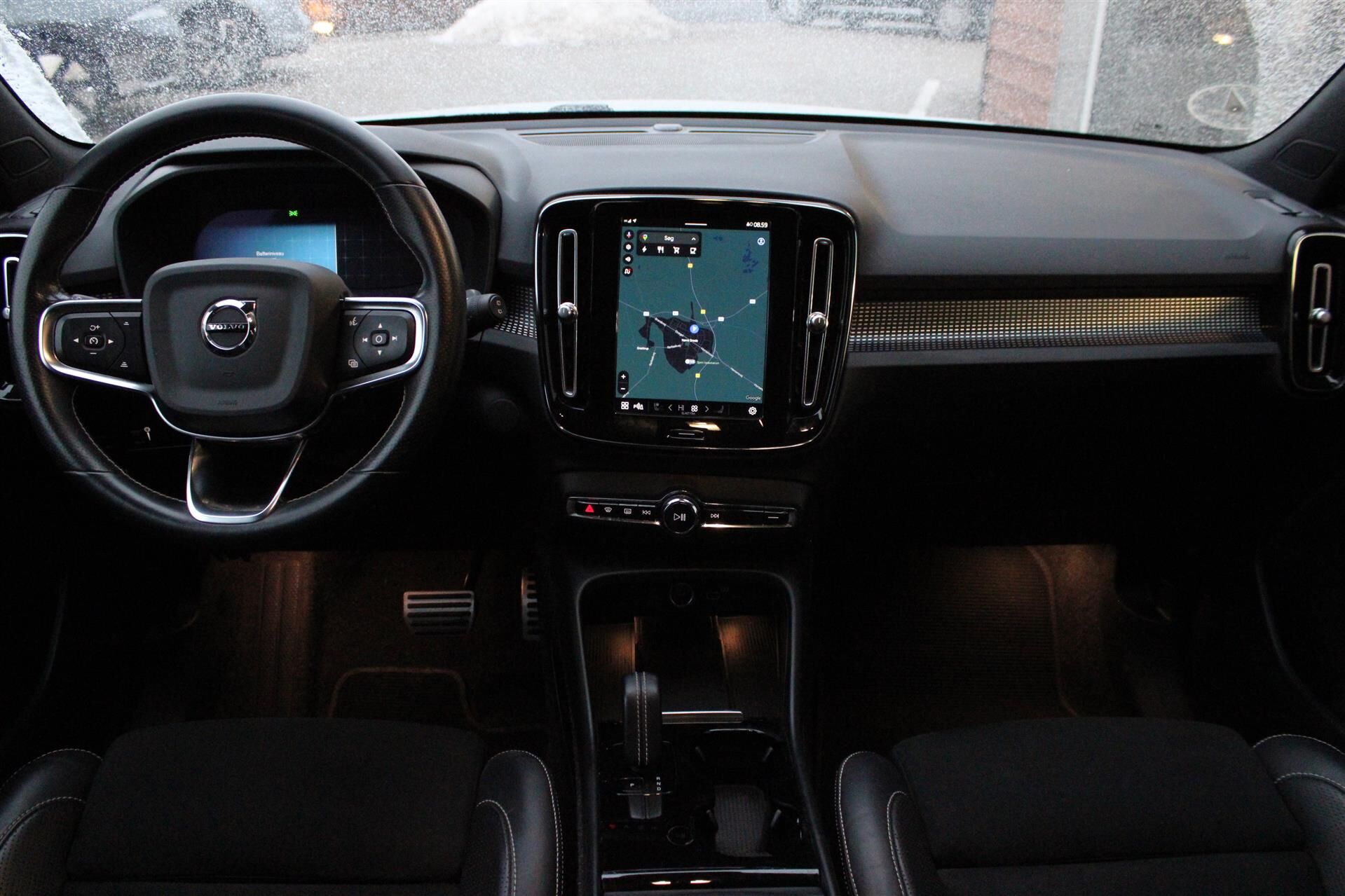 Billede af Volvo XC40 P8 Recharge Twin R-design AWD 408HK 5d Aut.