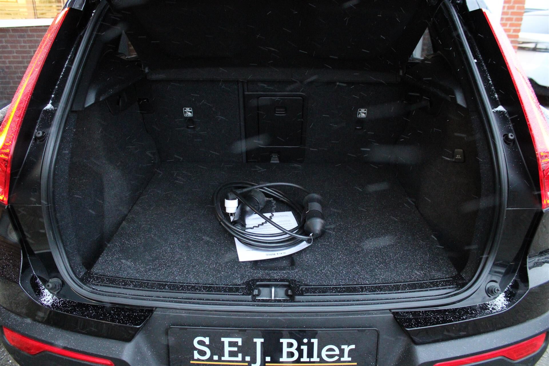 Billede af Volvo XC40 P8 Recharge Twin R-design AWD 408HK 5d Aut.