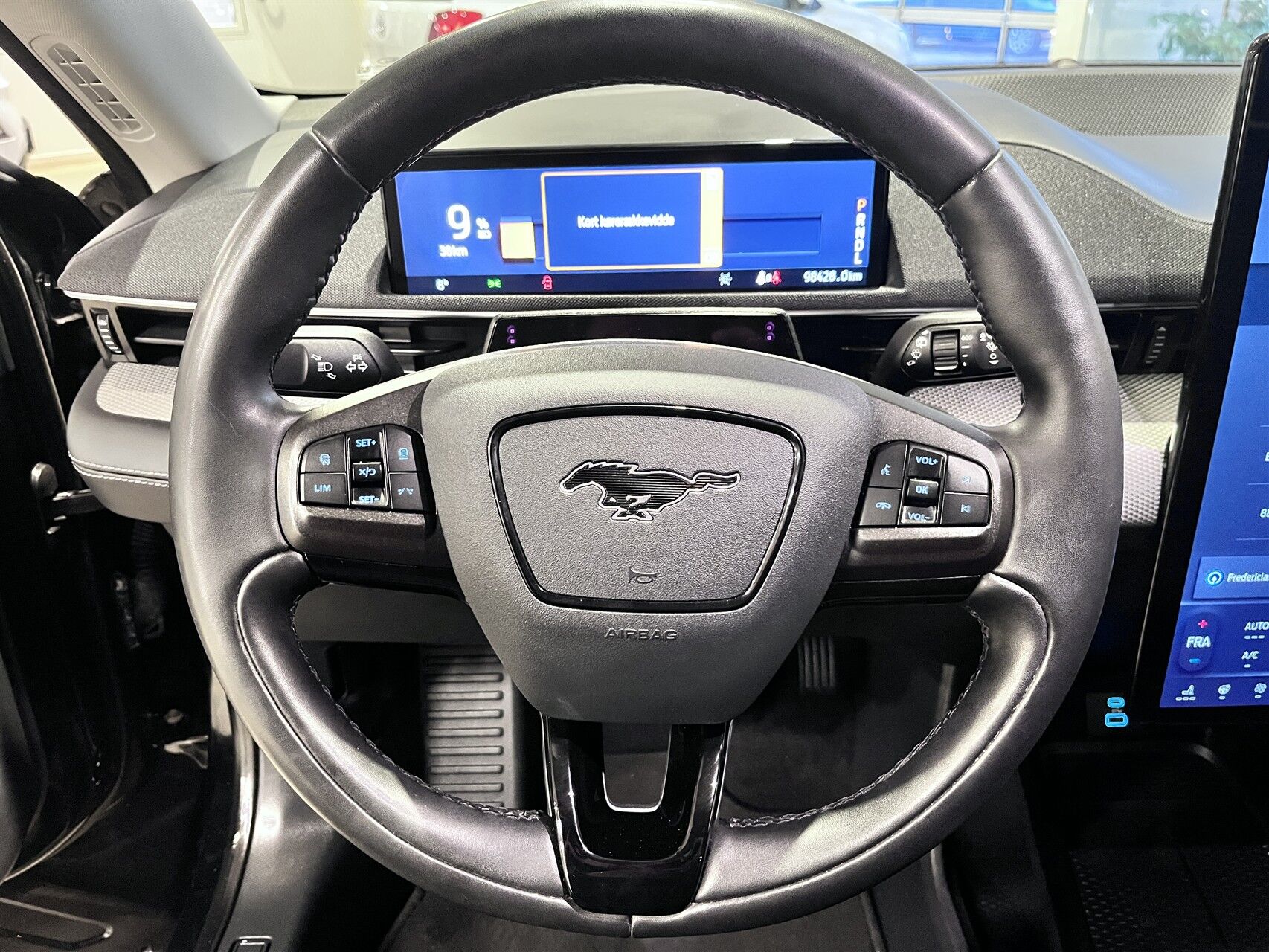 Billede af Ford Mustang Mach-E EL UR 294HK 5d Aut.