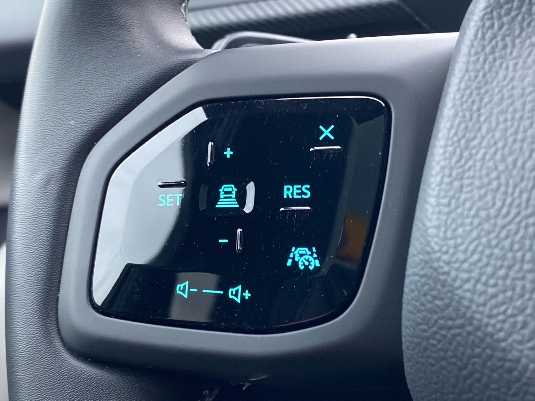 Billede af Ford Explorer EL UR Premium RWD 286HK 5d Aut.