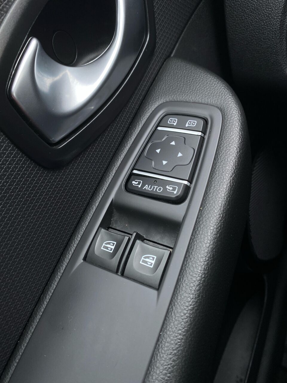 Billede af Renault Clio Sport Tourer 0,9 Energy TCe Zen 90HK Stc