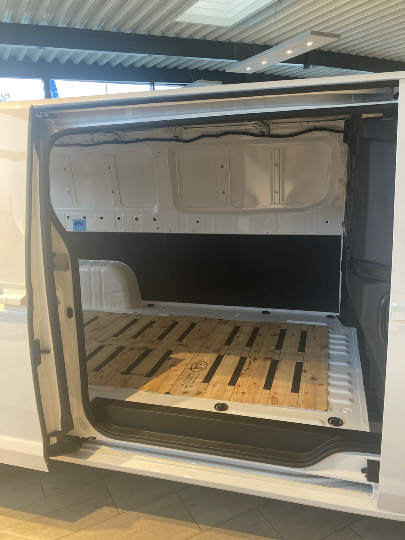 Billede af Farizon SV L2H1 83 kWh 231HK Van Aut.