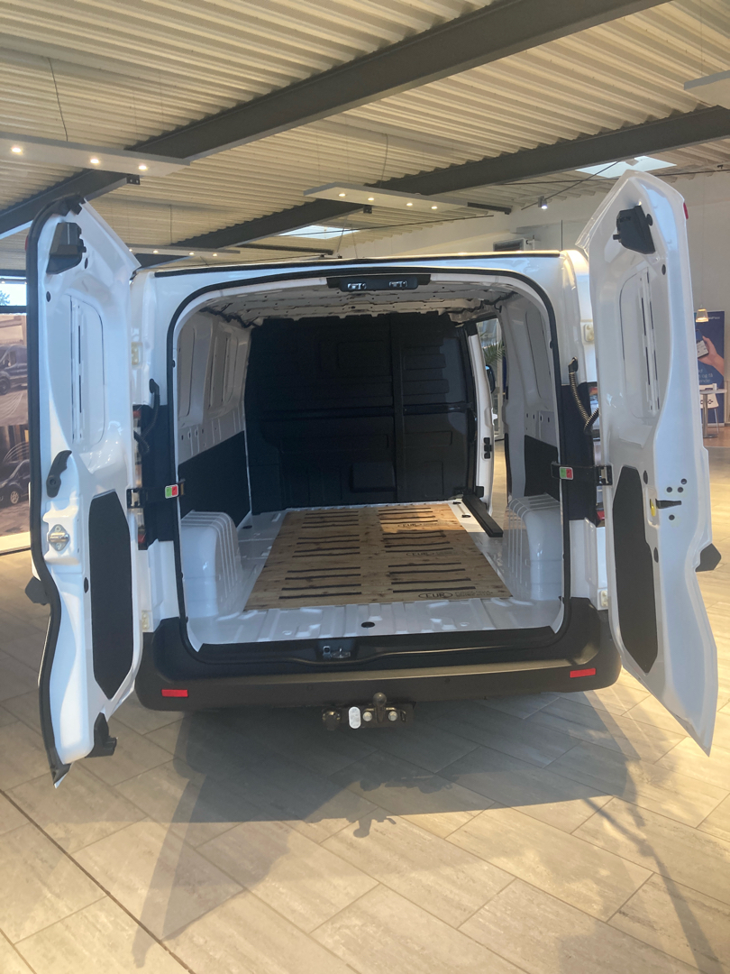 Billede af Farizon SV L2H1 83 kWh 231HK Van Aut.