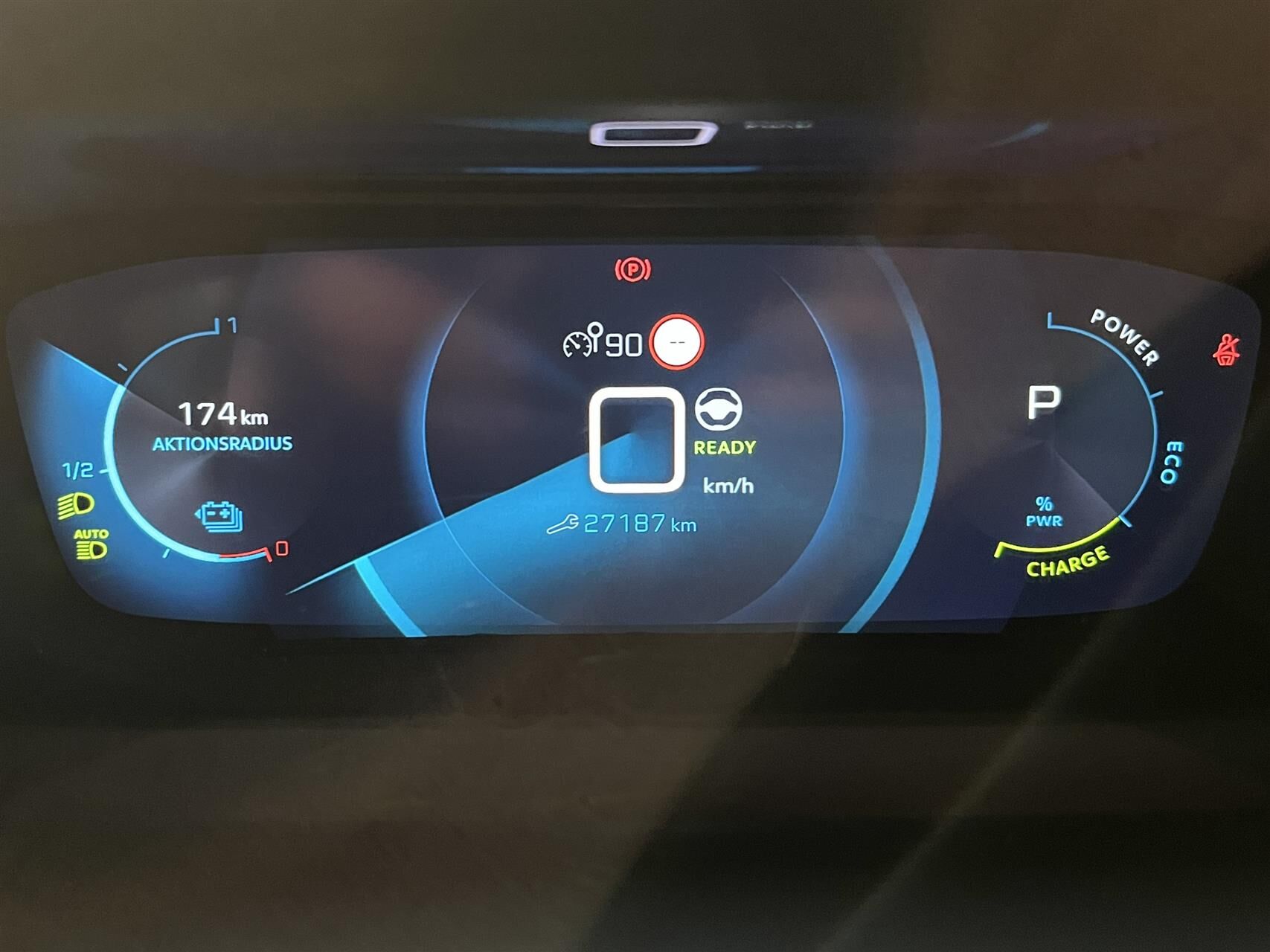 Billede af Peugeot e-2008 EL GT Prime+ 136HK 5d Aut.