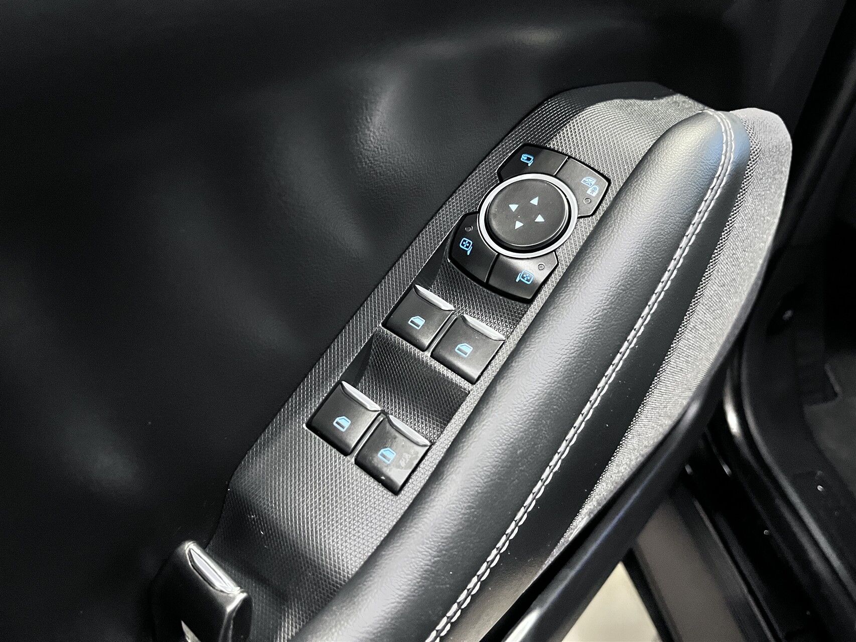 Billede af Ford Mustang Mach-E EL UR Premium 294HK 5d Aut.