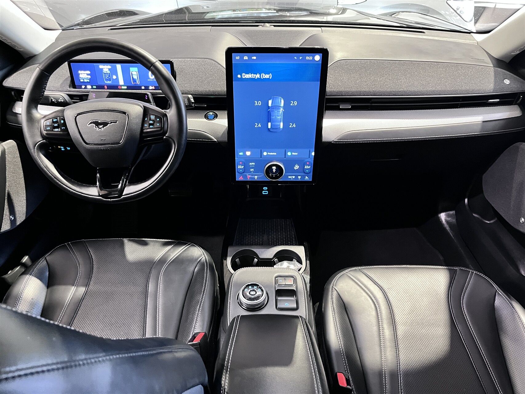 Billede af Ford Mustang Mach-E EL UR Premium 294HK 5d Aut.