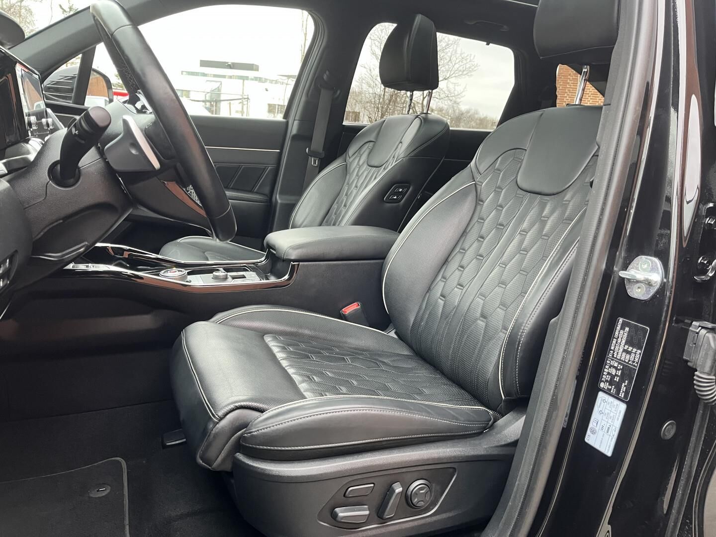 Billede af Kia Sorento 1,6 T-GDI PHEV  Plugin-hybrid Premium 4WD 265HK 5d 6g Aut.